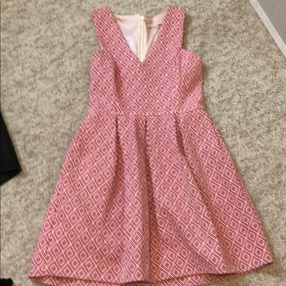 hutch Dresses & Skirts - Size 6 hutch brand dress with pockets cream/pink
